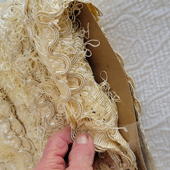 Vintage Ecru Cream Fringe Trim - Picture 3 of 8
